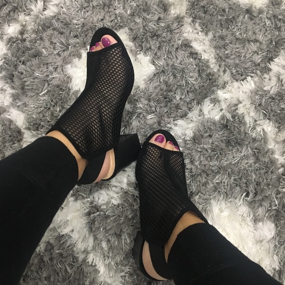 Black mesh Bootie - Picture 7 of 7